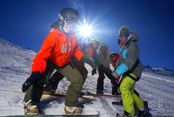 Snowboard crew 